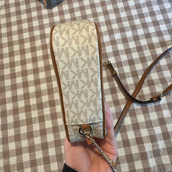 NWOT MICHAEL Michael Kors Jet Set Large Printed Logo Crossbody Bag - Picture 5 of 7